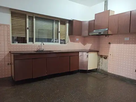 Casa en Alquiler en Victoria Barrio Fate, $ 800.000