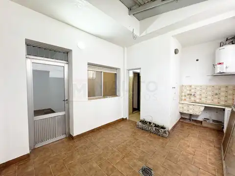 Depto Tipo Casa en Alquiler de 1 dormitorio