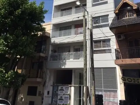 MONOAMBIENTE EXCELENTE ESTADO SOBRE AVDA. MITRE