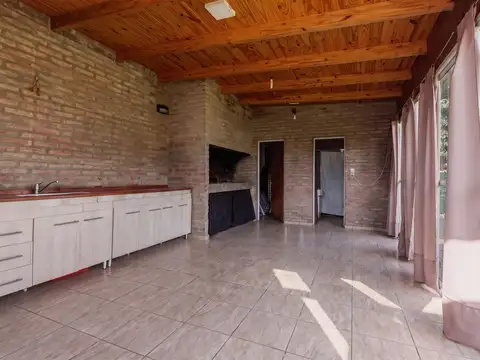 Casa Monoambiente con 2 baños