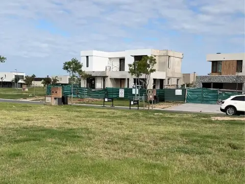 Terreno en Venta 39  mts Fondo