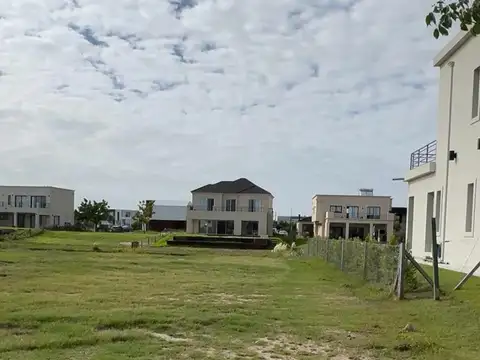 Terreno en Venta 18,90  mts Frente