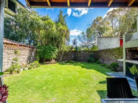 Depto Tipo Casa en Venta 26 años