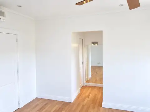 Casa 6 ambientes con 5 baños