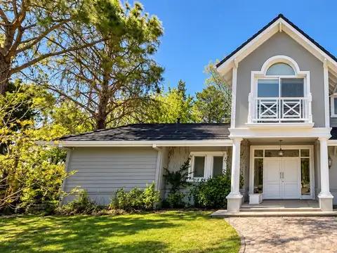 CASA EN VENTA EN SAN DIEGO 5 AMBIENTES