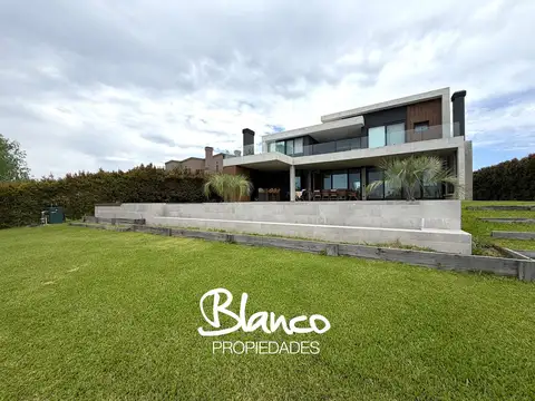 Casa en Alquiler en San Rafael, Villa Nueva, Tigre