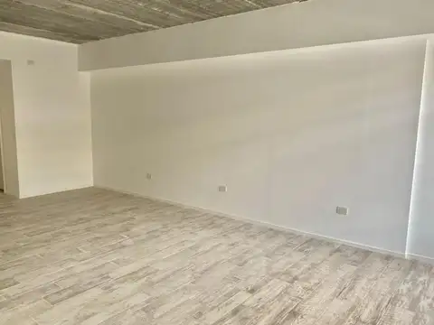 DELTA CENTER. Jose M. Paiva