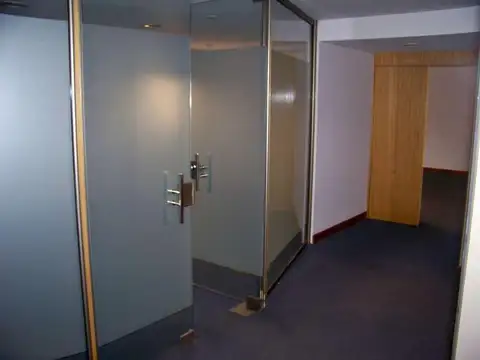 Oficina en Alquiler en San Nicolás, USD 1.700