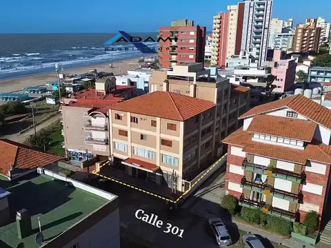 Calle 301 , Piso 3
