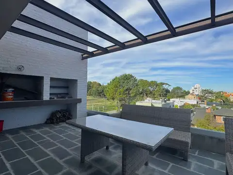 Departamento en Alquiler de 4 ambientes