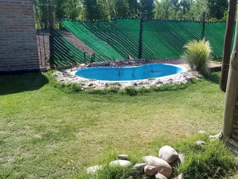 Casa 2 ambientes con 1 baño