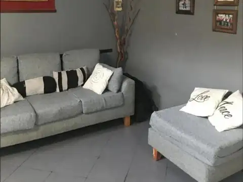 Depto Tipo Casa en Alquiler de 3 dormitorios