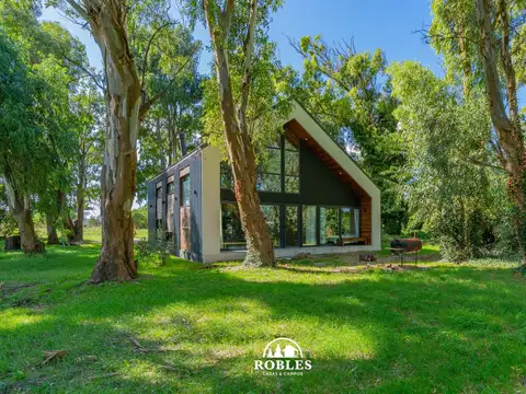 Casa estilo moderno en el barrio Cardon Miramar Links