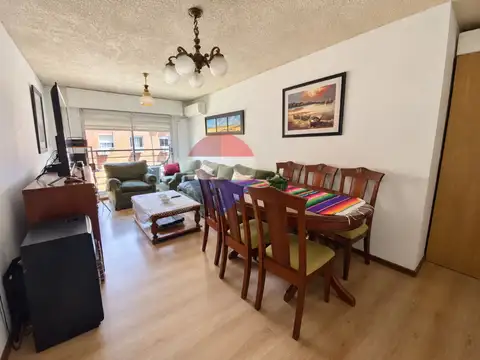 VENTA DE APTO. 4 DORMITORIOS EN PRADO