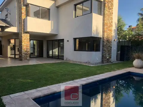 Casa en Godoy Cruz