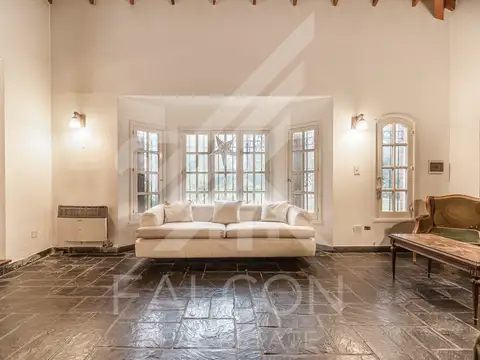 Casa en Alquiler al Oeste