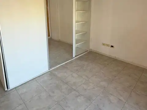 Departamento en Alquiler en Morón Sur, $ 430.000