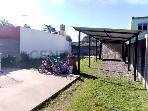 Casa en venta en Villa Elisa  - 7 e/ 44 y 45