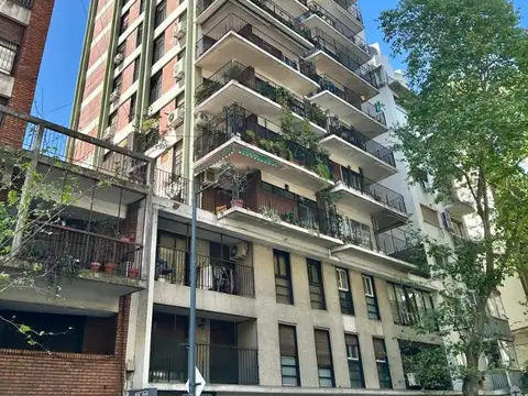 Piso 4 amb c/dcia y cochera IMPECABLE ESTADO