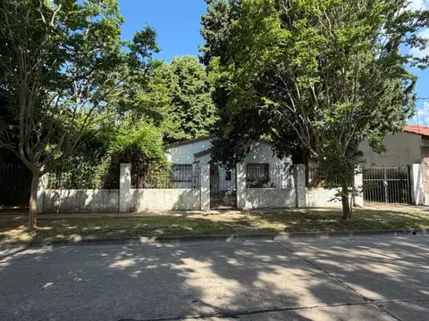 Terreno - Venta - Argentina, City Bell - Calle 467 entre 14b y 14c 658