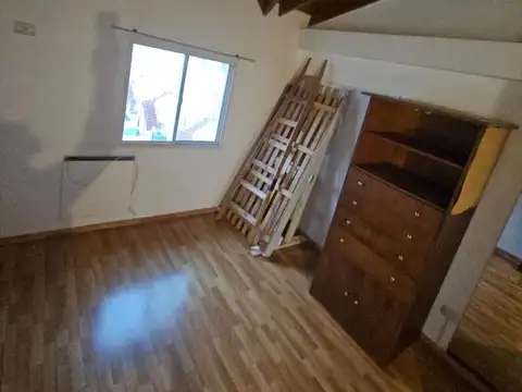 Depto Tipo Casa en Alquiler con 1 cocheras