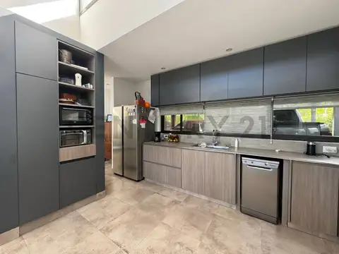 Casa en Venta en Lujan de Cuyo, USD 232.000
