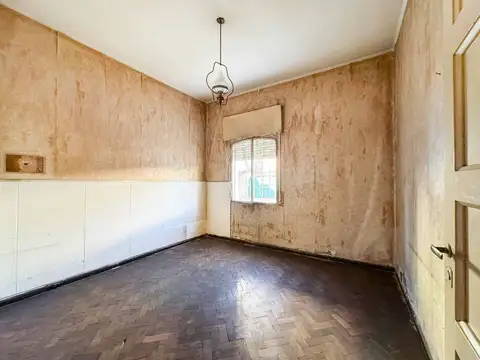 VENTA Departamento 3 dorm B° Alberdi (a reciclar)