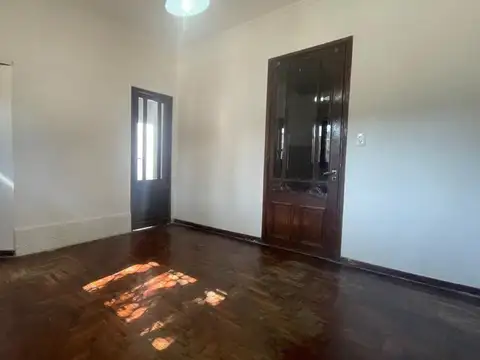 Depto Tipo Casa en Venta 66 años