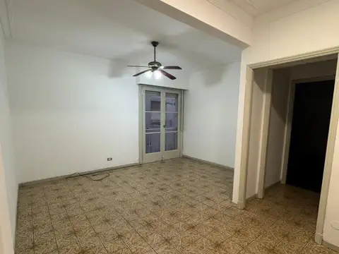 Departamento en Alquiler en Caballito Sur, $ 690.000