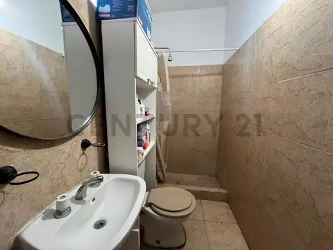 VENTA CASA 3 AMBIENTES CON PARQUE Y PILETA EN JOSE C PAZ - APTO CREDITO