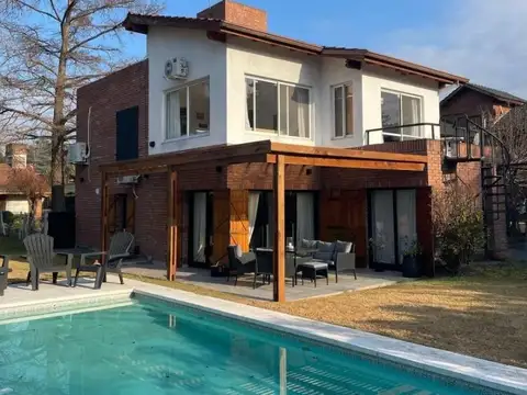 Casa en Alquiler Temporal de 4 dormitorios