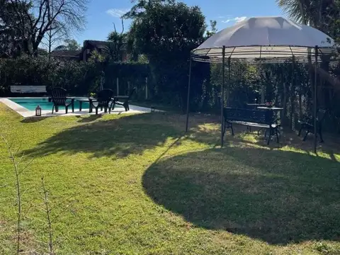 Casa En Alquiler Temporal  En Mapuche con pileta