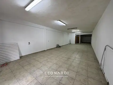 Local en Alquiler en Centro, $ 900.000