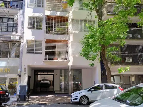 Teodoro García 2500, Piso 1