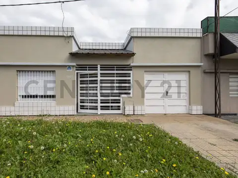 CASA EN VENTA EN LA PLATA