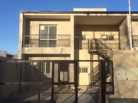 Agua Marina 900, Piso 1