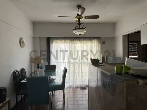 VENTA DEPARTAMENTO 3 AMBIENTES AV CORRIENTES Y MONTEVIDEO