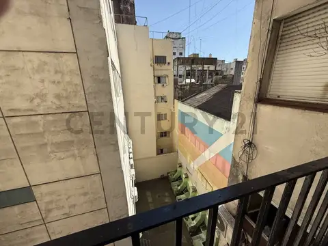 VENTA DEPARTAMENTO 3 AMBIENTES AV CORRIENTES Y MONTEVIDEO