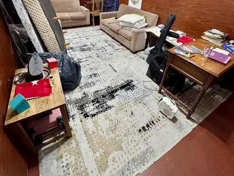Casa 5 ambientes con 2 baños
