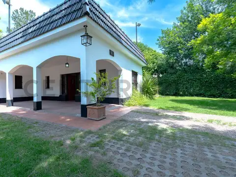 VENTA CASA 5 AMBIENTES JARDIN QUINCHO PILETA PARQUE LELOIR
