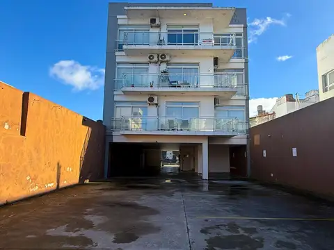 Venta Cochera cubierta Don Bosco