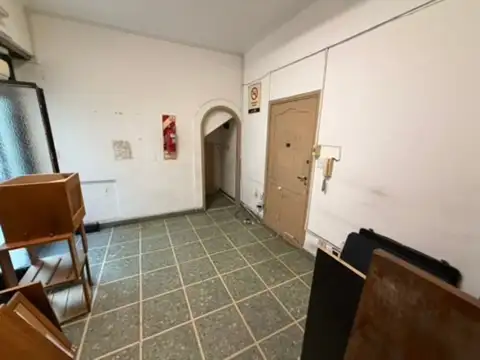 ALQUILER COMERCIAL PATERNAL 5 AMBIENTES P.B. PATIO