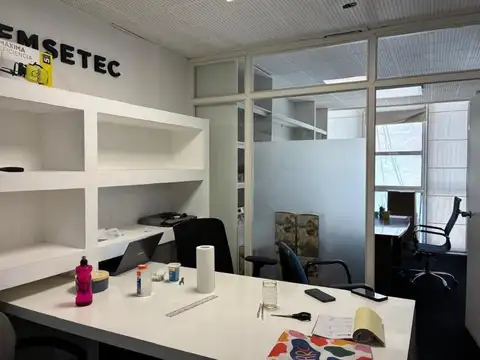 Oficina en Venta al Norte