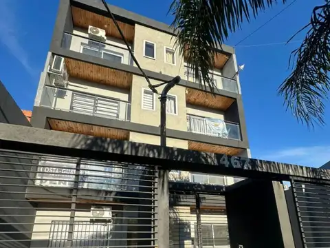 ALQUILER DE DEPARTAMENTO 2 AMB PLANTA BAJA CON PATIO Y PARRILLA