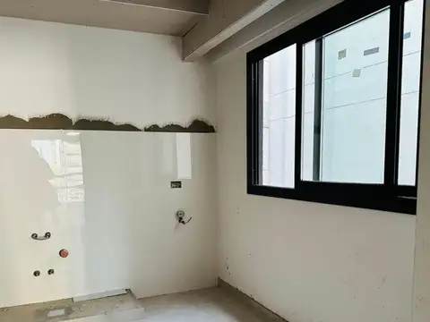 Departamento 3 ambientes al frente con balcón en Nuñez
