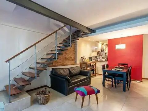 VENTA DEPARTAMENTO 3 AMBIENTES  VILLA URQUIZA EN DUPLEX