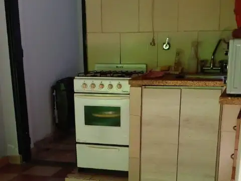 Casa en Venta en Isidro Casanova, USD 100.000