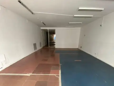 Local en Venta 60 años