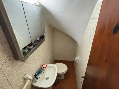 Depto Tipo Casa en Alquiler en Lomas del Mirador, $ 1.100.000