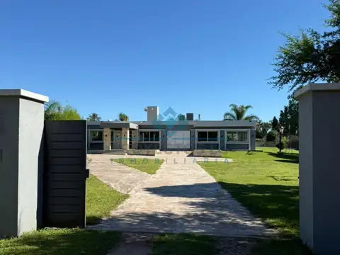 VENTA – CASA 4 DORMITORIOS - SINSACATE